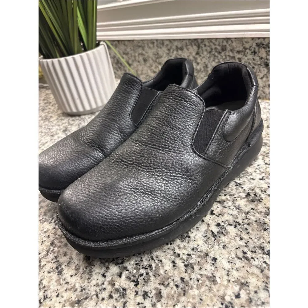 Propet Black Leather Slip-On Comfort Loafers
